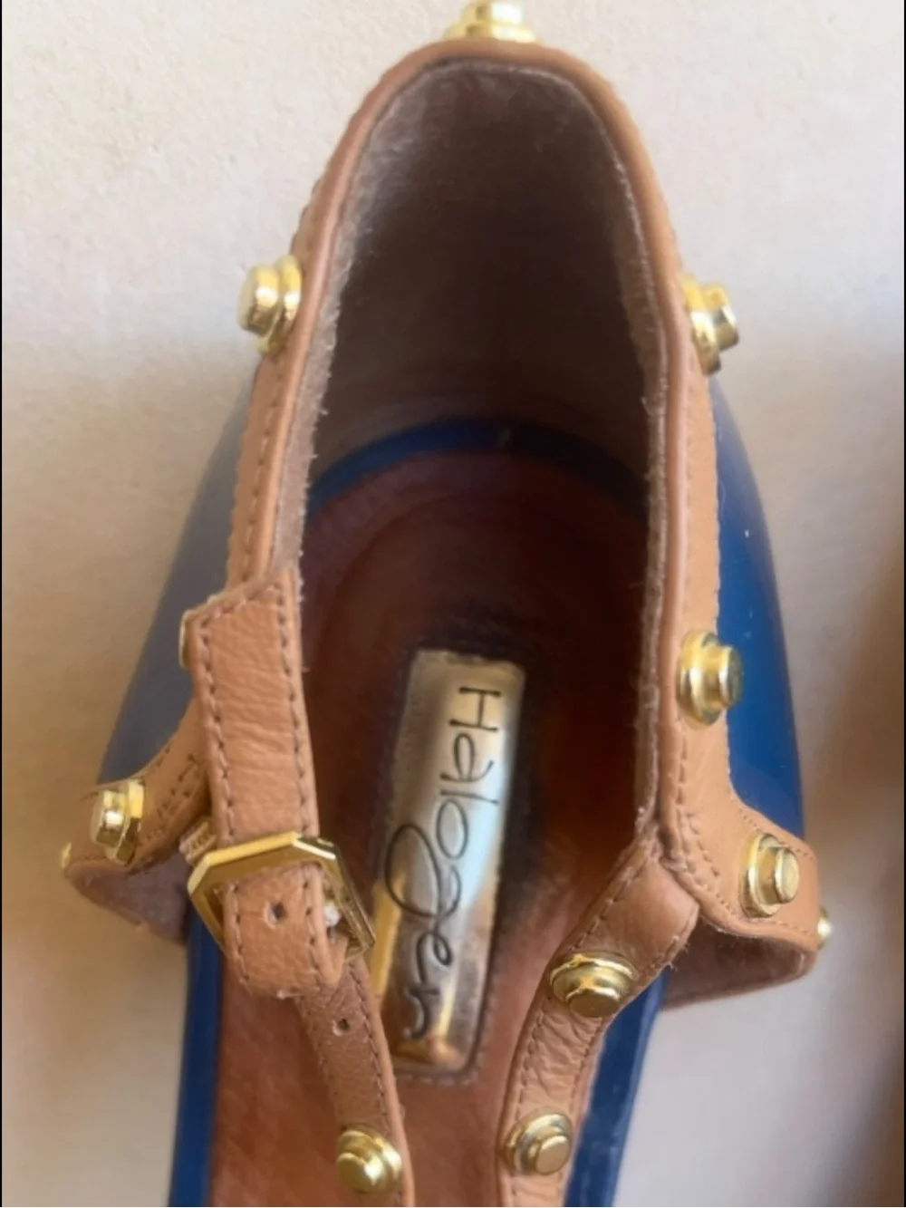 HALOGEN “Olsen” Blue Tan Gold Studded T-Strap Leather Pointed Toe Flats Sz 9.5 - Picture 3 of 11